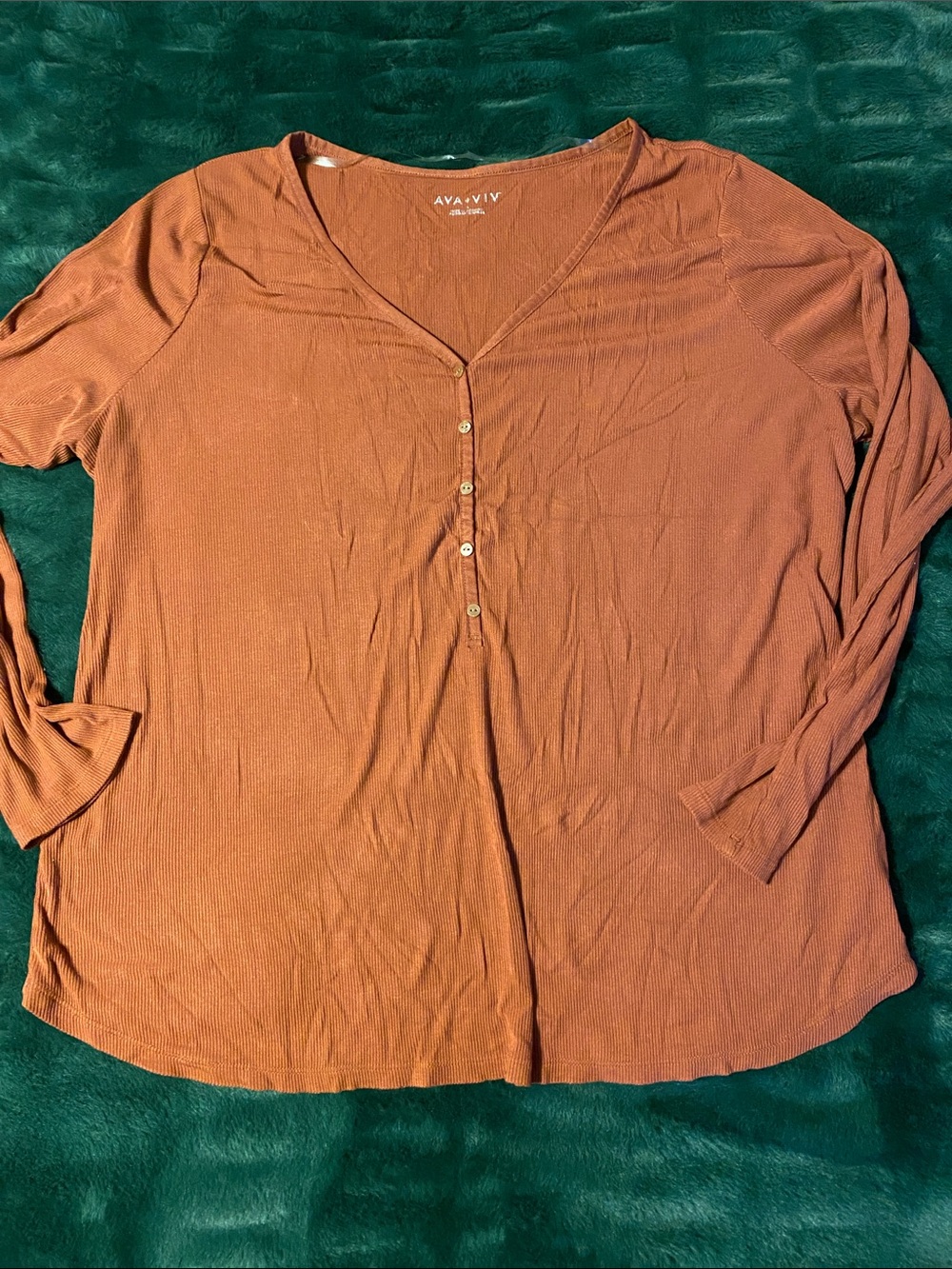 Ava & Viv Rust Henley Long Sleeve Top